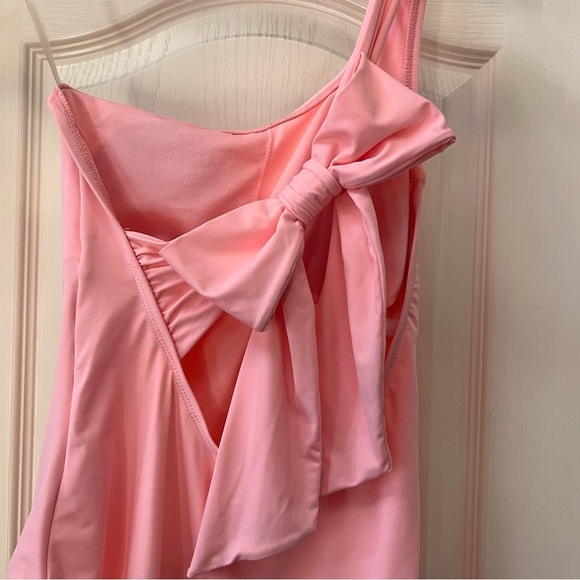 Cremieux One Shoulder One Piece Bow Bathing Suit, Pinky Peach, size Small - Picture 2 of 10